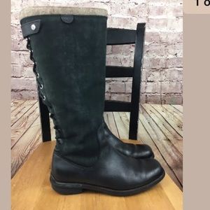 UGG BLACK BOOTS WATERPROOF SHEARLING LEATHER SZ 8